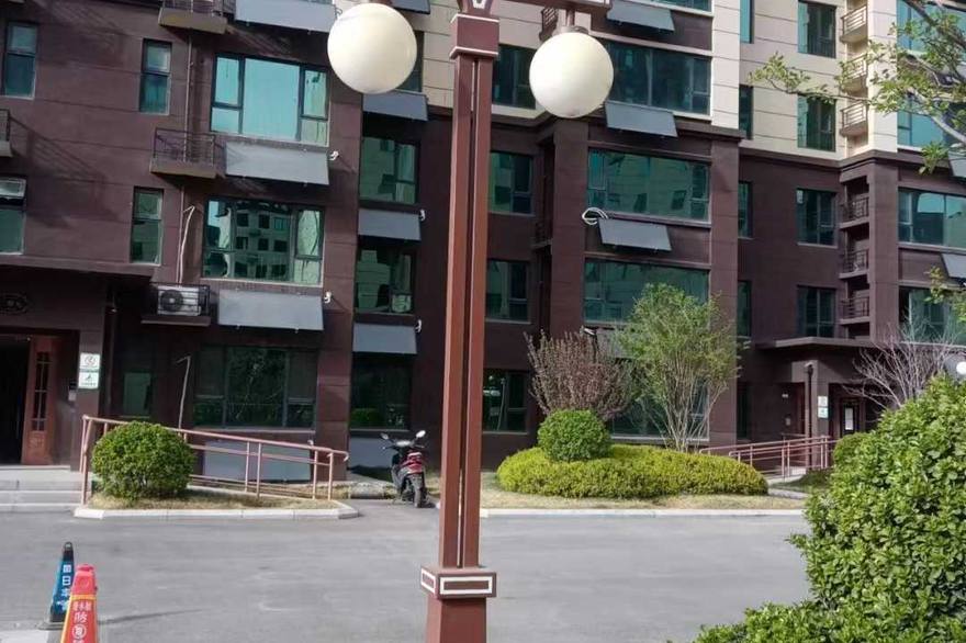 广州市太阳能路灯应用场景实拍