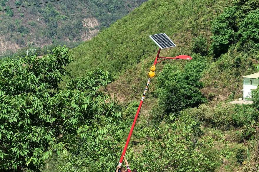 肇庆市太阳能路灯应用场景实拍